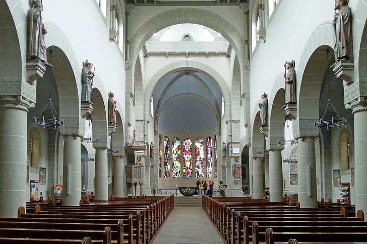 Innenraum der Dreifaltigkeitskirche in Offenburg