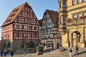 Rothenburg ob der Tauber - am Marktplatz